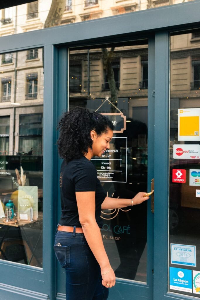Ouvrir un coffee shop
Trouver un local
Entreprendre
Projet coffee shop
Création coffee shop